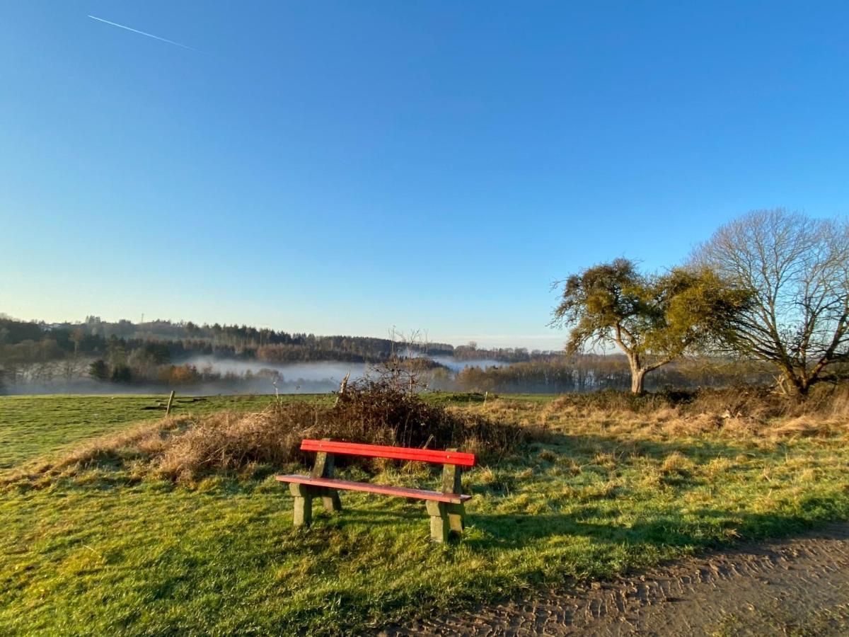 Haus Maria Isenburg - Naturpark Rhein-Westerwald Екстер'єр фото